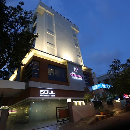 The Oriental Residency Hotel Mumbai Exterior foto