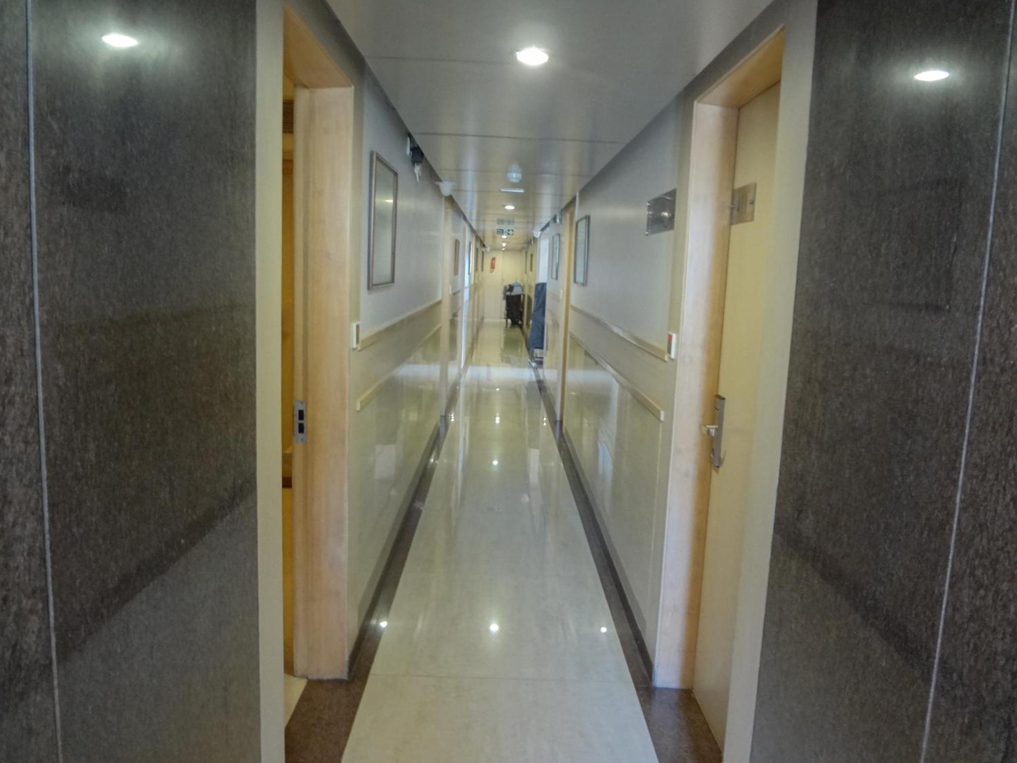 The Oriental Residency Hotel Mumbai Exterior foto
