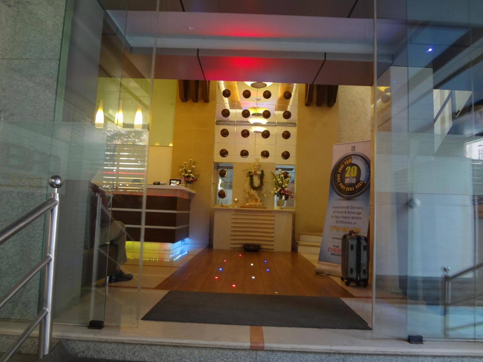 The Oriental Residency Hotel Mumbai Exterior foto